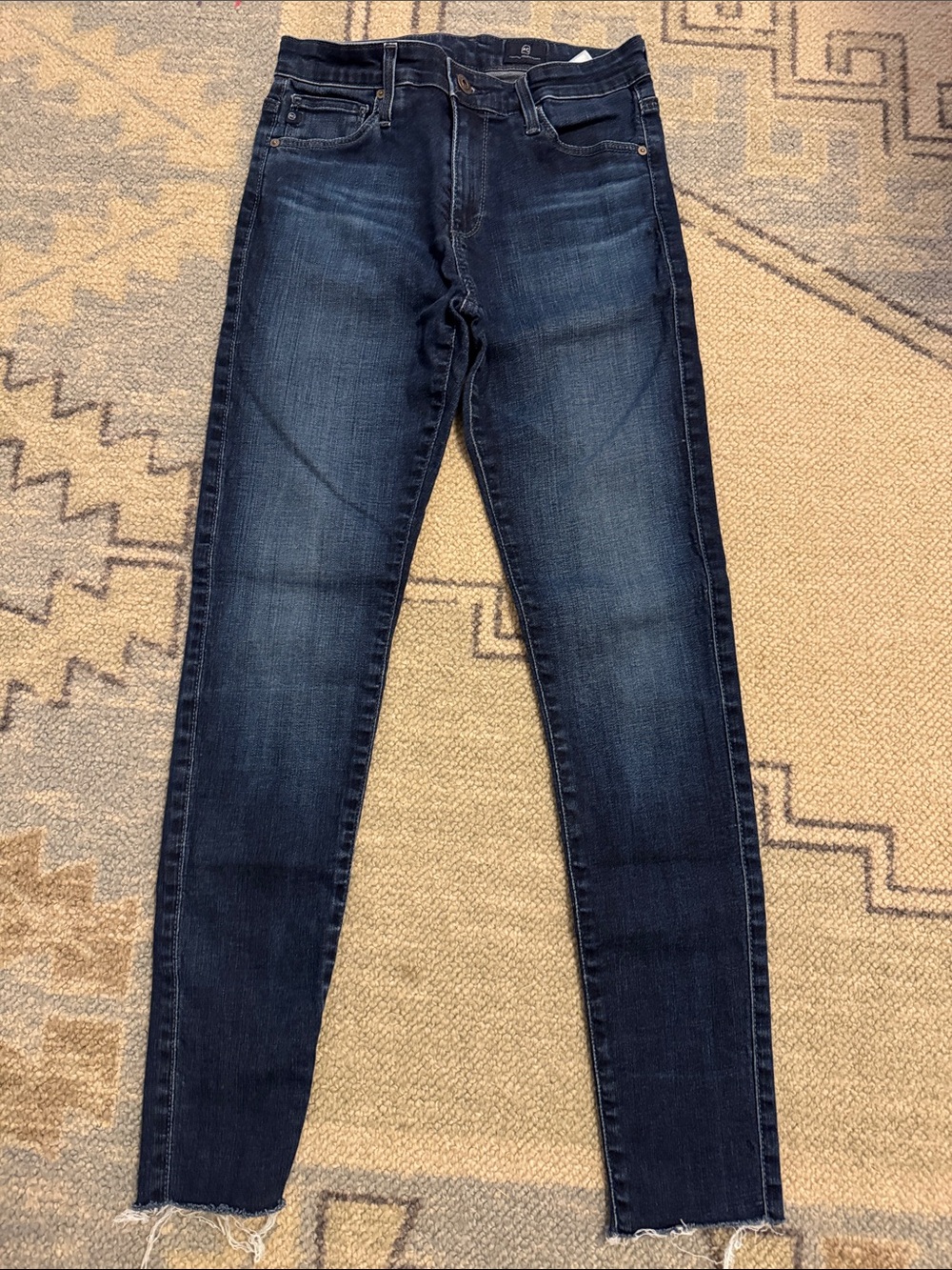AG FARRAH SKINNY HIGH RISE SIZE 25. 27 inch inseam